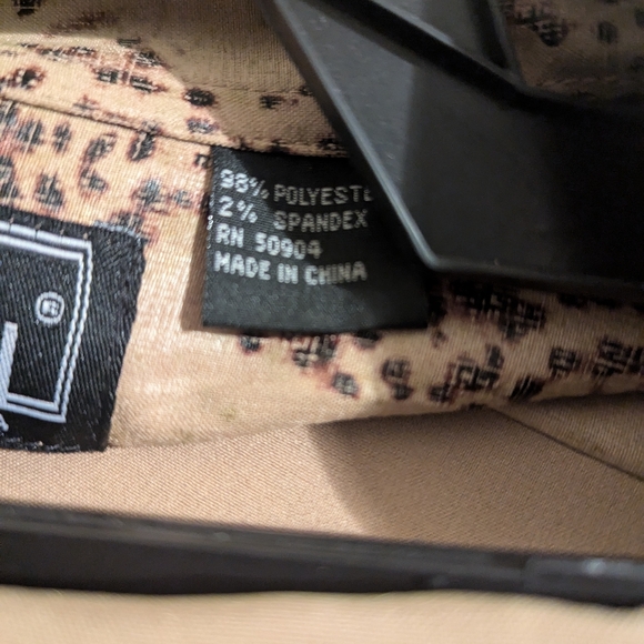 Men's Suit - Picture 5 of 5